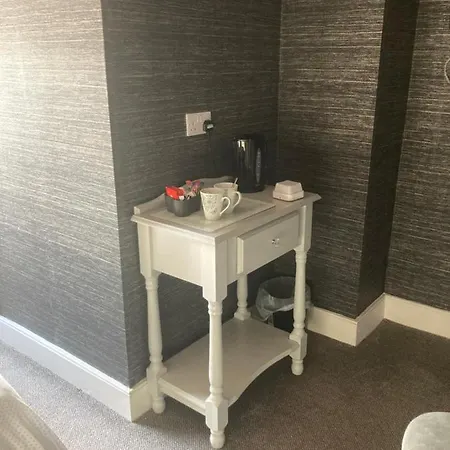 The Woodszz Guest house